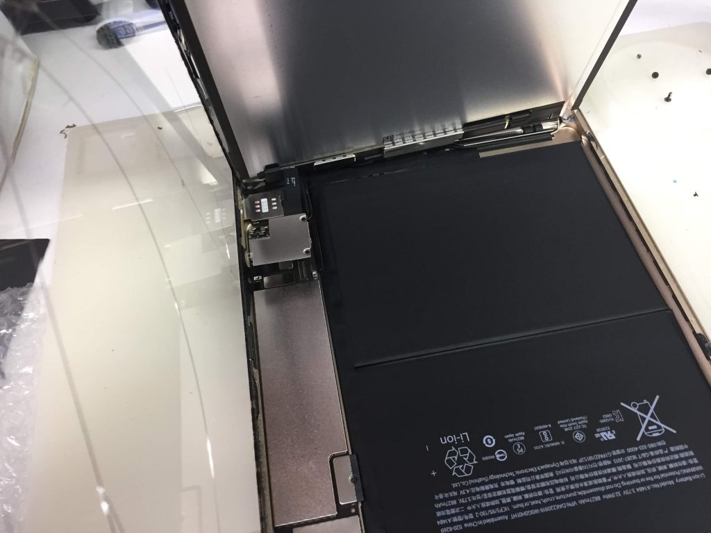 修理で受け付けたiPad本体