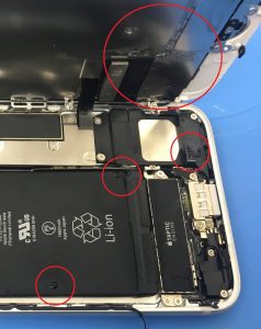 iPhoneは防水ではないのか！？