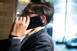 通話時に相手の声が聞こえなくなった時や自分の声が相手に届かなくなった時に確認すべき点