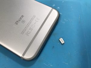 充電端子が詰まったら…無理はせずに御相談下さい