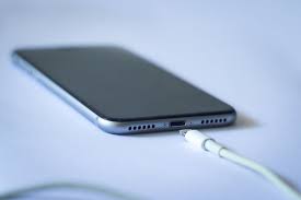 iPhoneの充電ができない？！