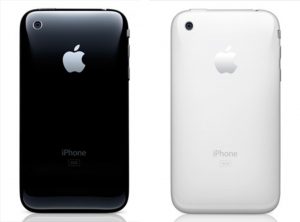 iPhoneはケース付ける？それとも裸使い？