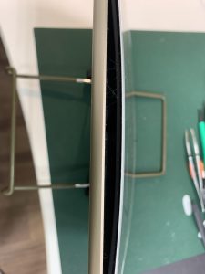 バッテリー膨張、、お気をつけください。