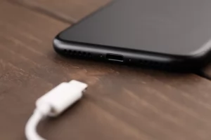 充電しすぎは劣化の原因になります！