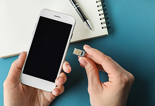 androidからiPhoneに機種変更するときの注意点とデータ移行の方法