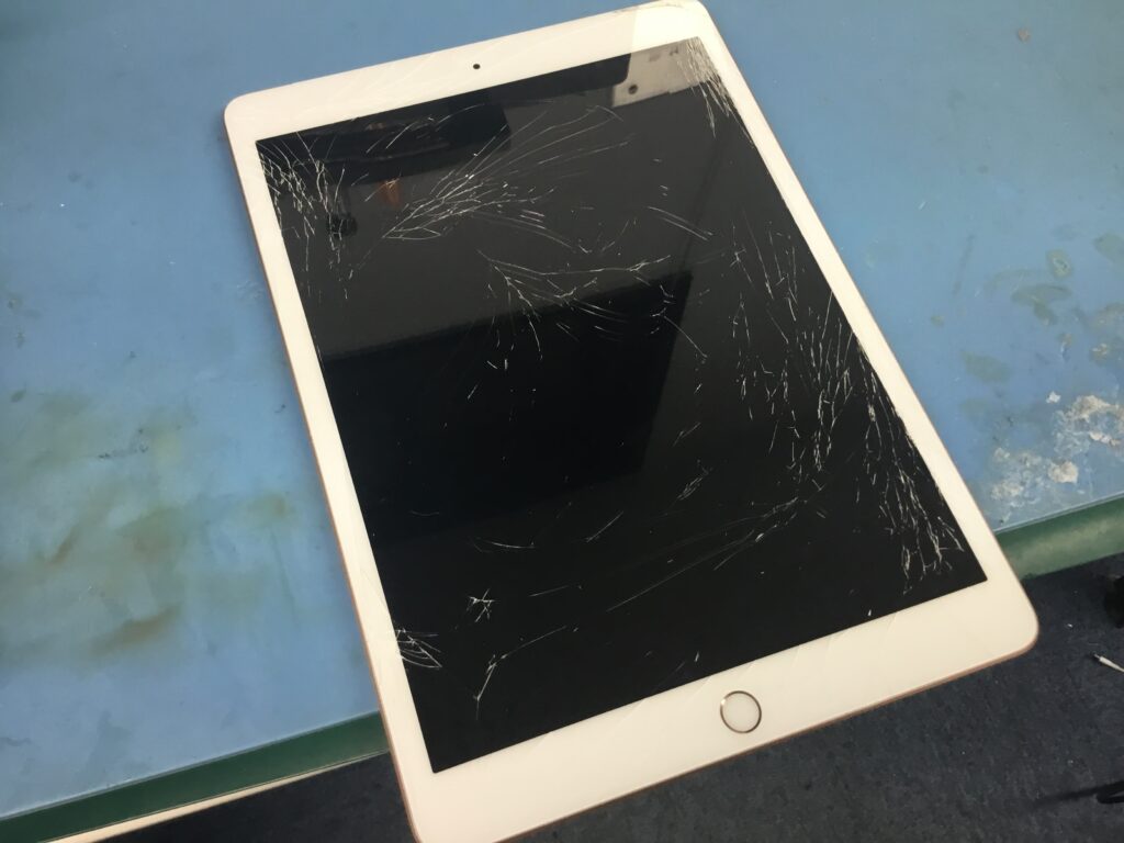 【事例紹介】iPadガラス割れ修理｜Pro・Air・mini全機種対応
